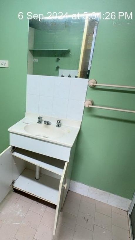  New Hand Basin Replacement