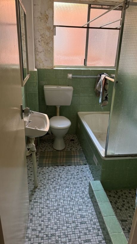 Installing new toilet